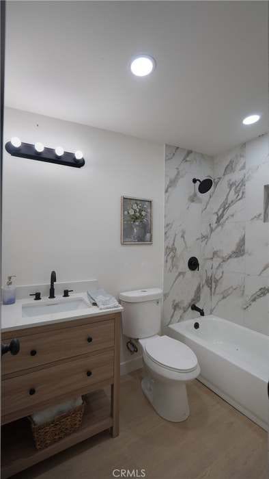 Foto del edificio - 2077 Belle St