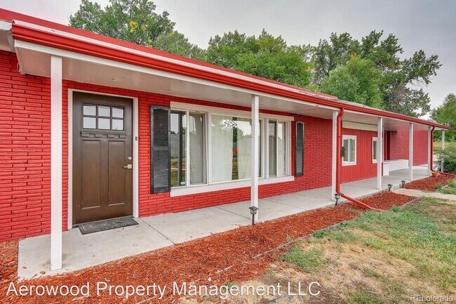 Building Photo - 7 br, 3 bath House - 2500 S Valley Hwy