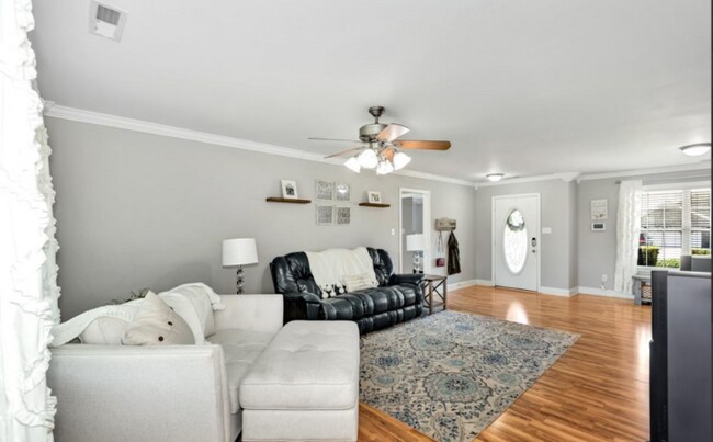 Foto del edificio - 27651 Grant Dr