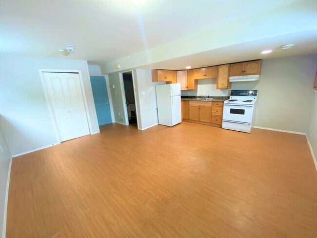 Photo du bâtiment - 2117B Quince Street, Prince George, BC, Canada