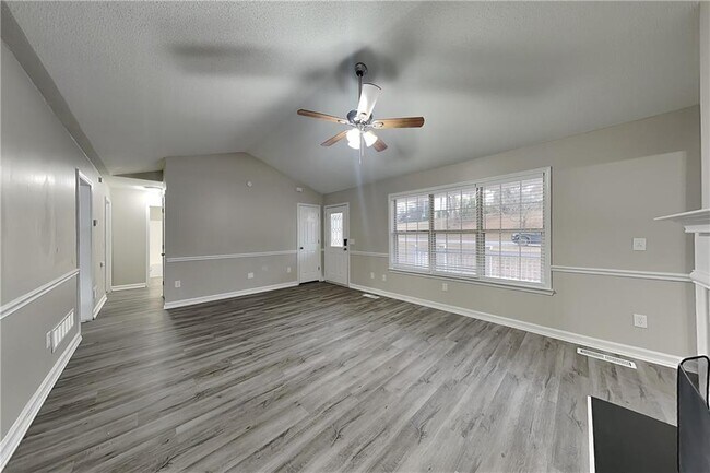 Foto del edificio - 35 Amber Trce