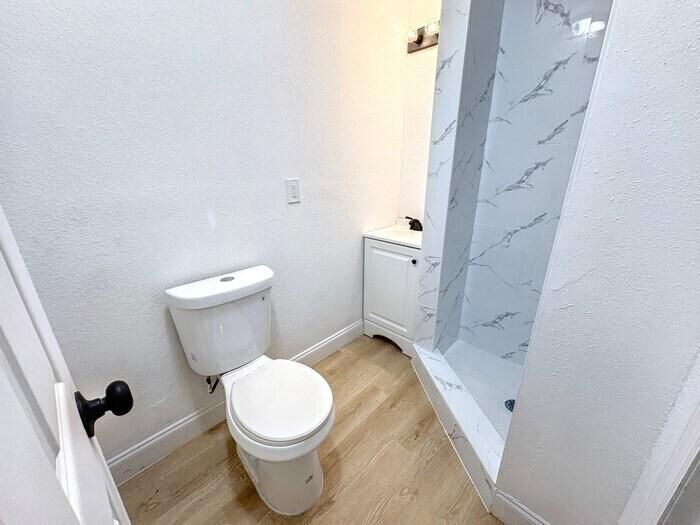 Foto del edificio - 4605 N Hubert Ave