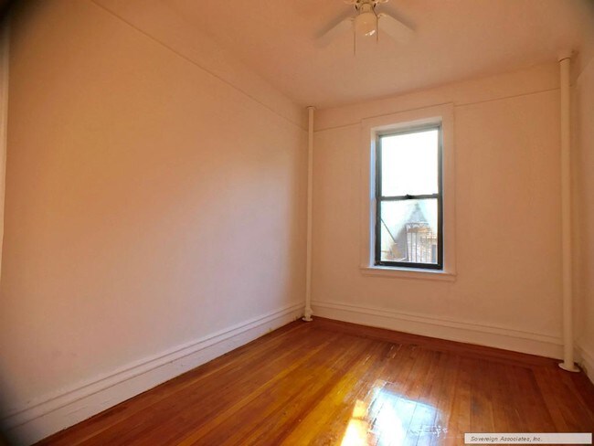 Building Photo - 106 Cabrini Blvd