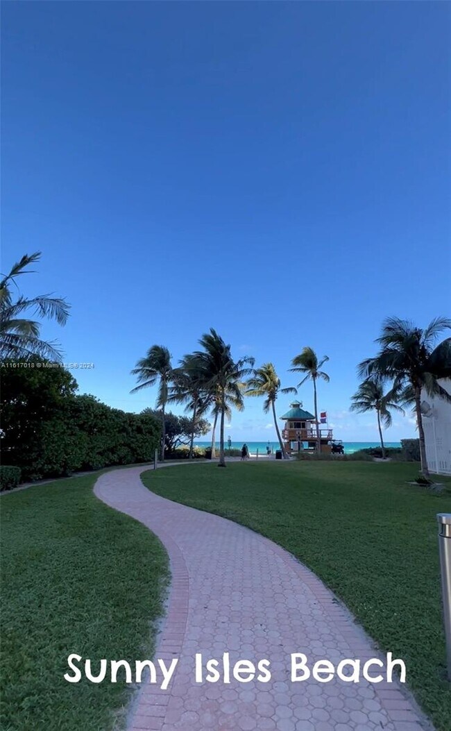 Foto del edificio - 19201 Collins Ave