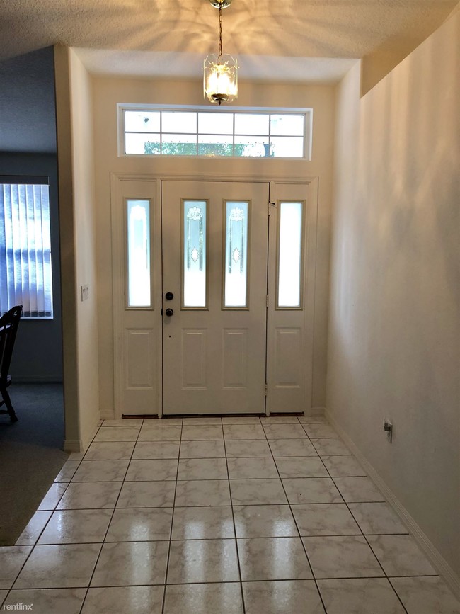 Building Photo - 3 br, 2 bath House - 9 Priory Ln
