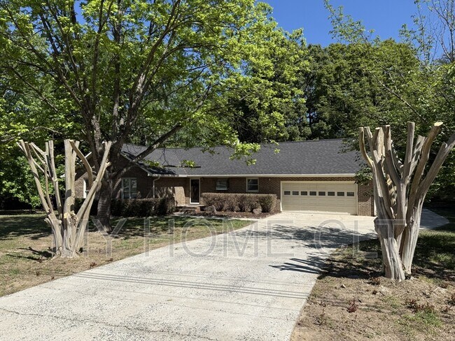 Building Photo - 4501 Mountain Island Dr