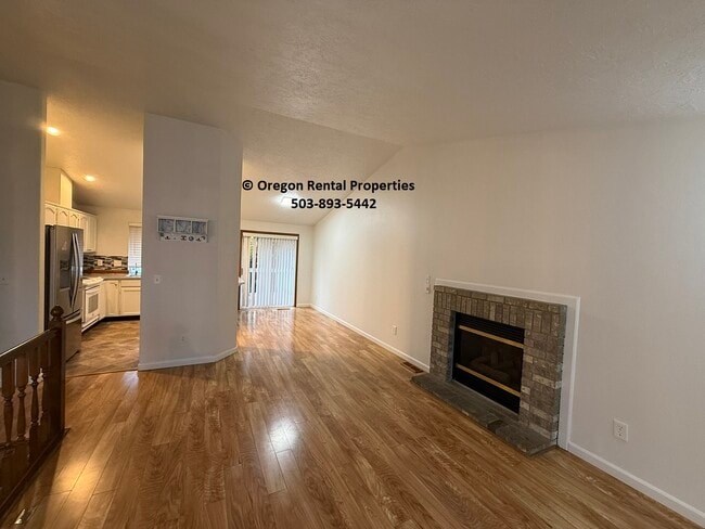 Foto del edificio - 12802 SE Main St