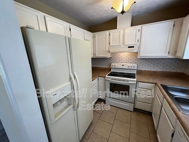 Foto del edificio - 103 Red Canyon Rd