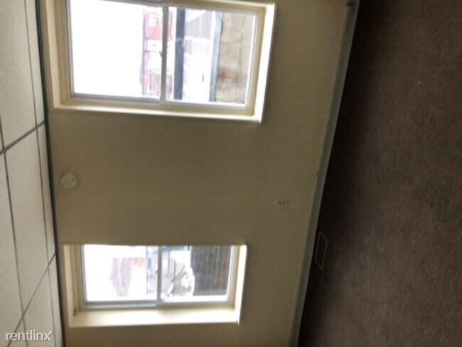 Foto del edificio - 4437 Frankford Ave