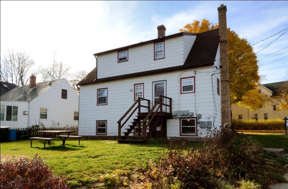 3102 Lindbergh St, Madison, WI 53704 3102 Lindbergh St Madison, WI