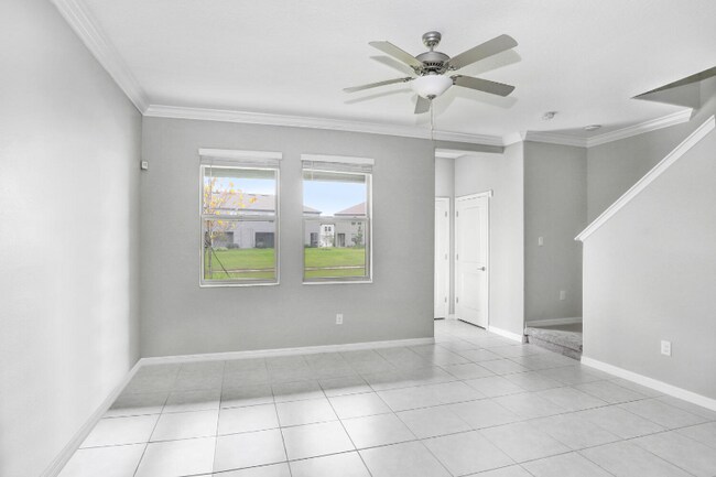 Building Photo - 1894 Blue Passing Loop