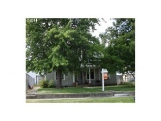 Primary Photo - 914 S Mill St