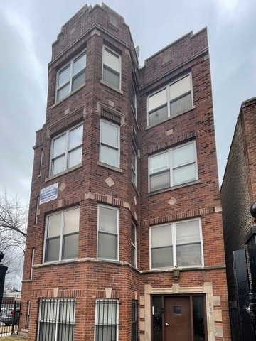 Primary Photo - 1835 W Garfield Blvd