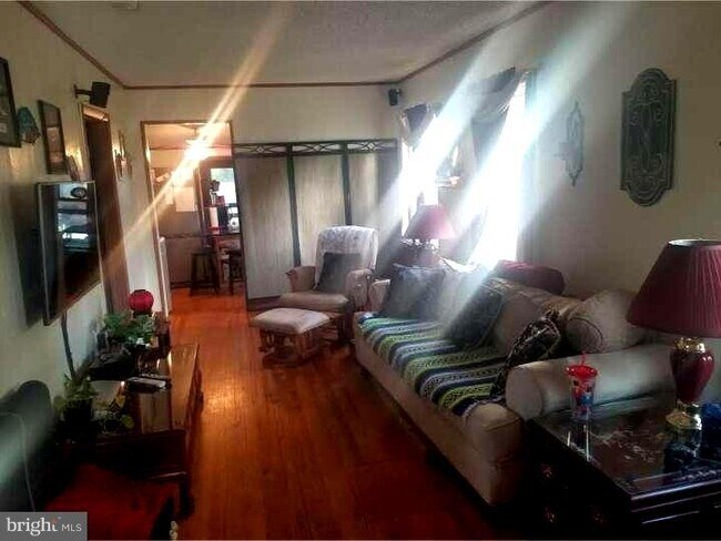 Foto del edificio - 1738 7th St