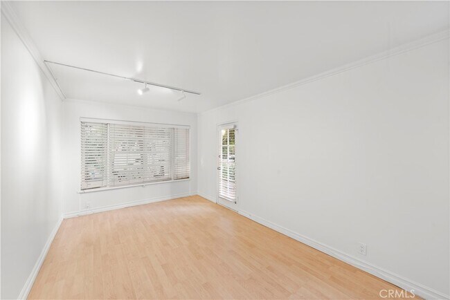 Foto del edificio - 670 Glomstad Ln