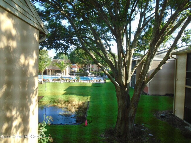 Building Photo - 2724 Golf Lake Cir
