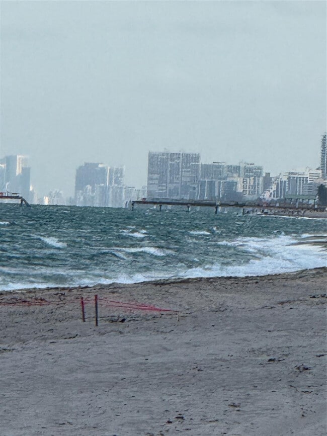 Foto del edificio - 1439 S Ocean Blvd