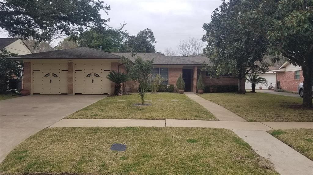 Primary Photo - 5326 Grape St