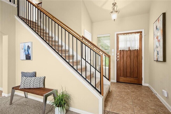 Building Photo - 8704 White Ibis Dr