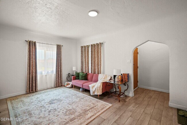 Foto del edificio - 2805 Grant Ave