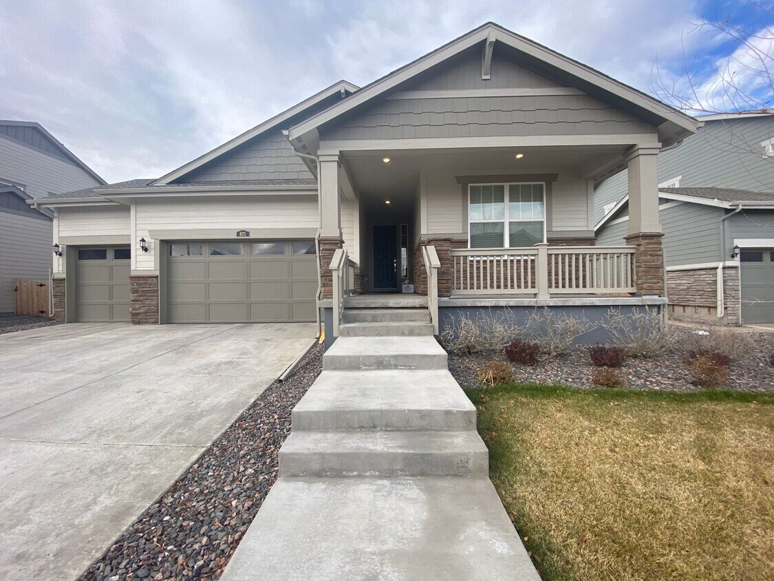 Large Ranch home in Murphy Creek Area House Rental in Aurora, CO