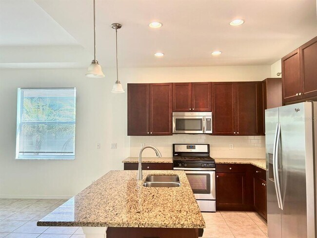 Building Photo - 2921 Trustee Ave