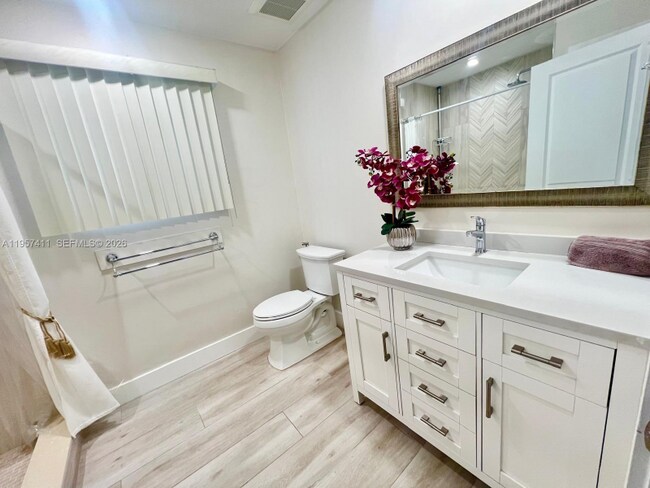 Foto del edificio - 2726 SW 19th Ter