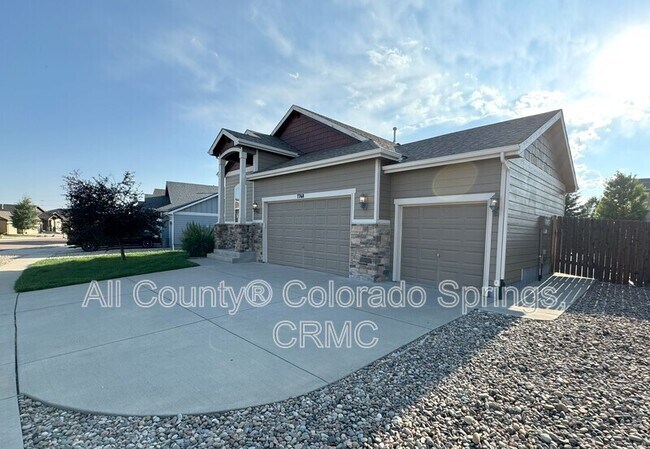 Building Photo - 7768 Forest Valley Loop