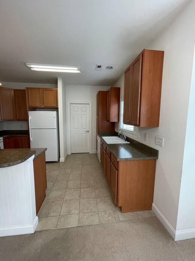 Foto del edificio - Charming 3 Bedroom, 2 Bath Home in the Heart of Manteo!
