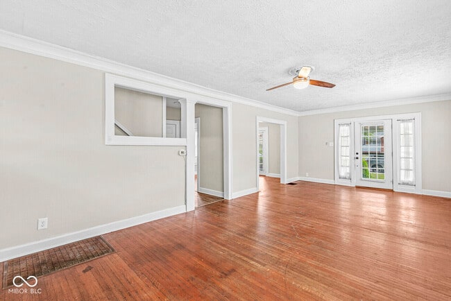 Foto del edificio - 4248 Carrollton Ave