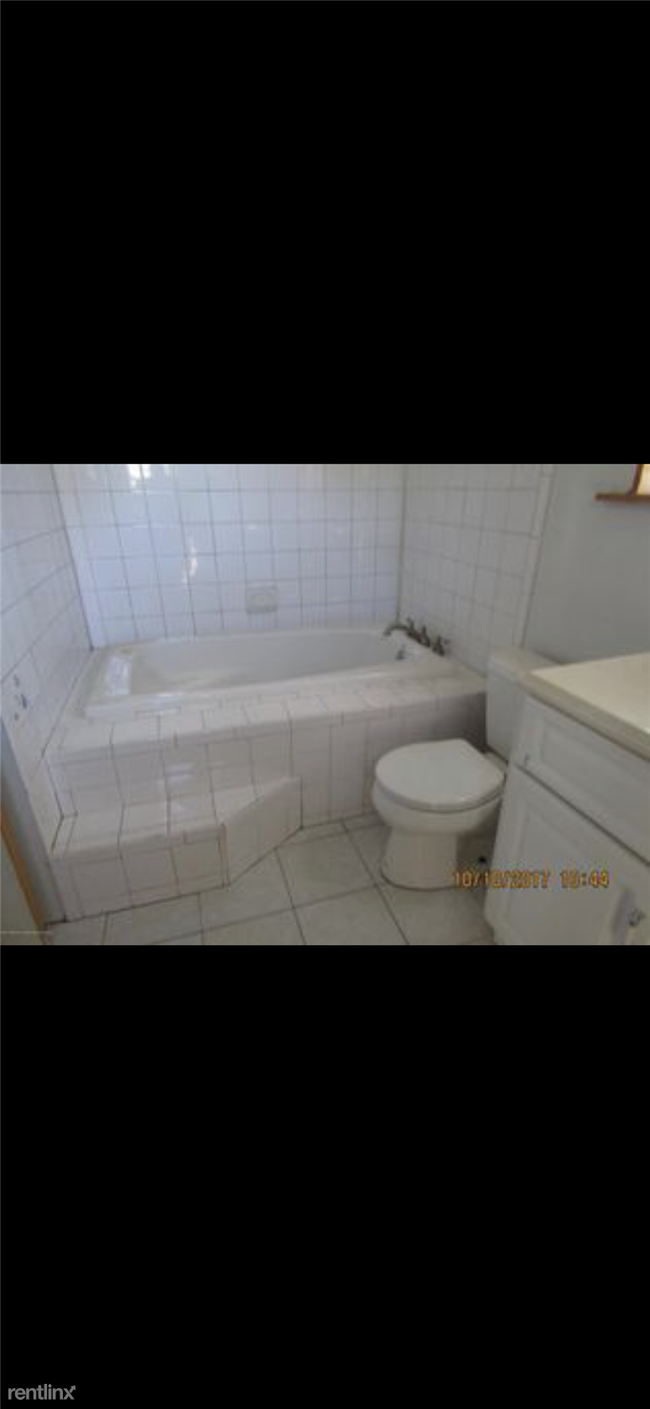 Building Photo - 4 br, 2 bath House - 9 Jackson Ave