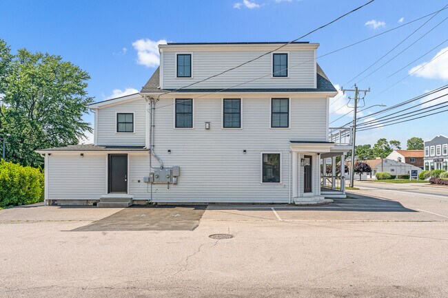 Foto del edificio - 44 Williams Ave