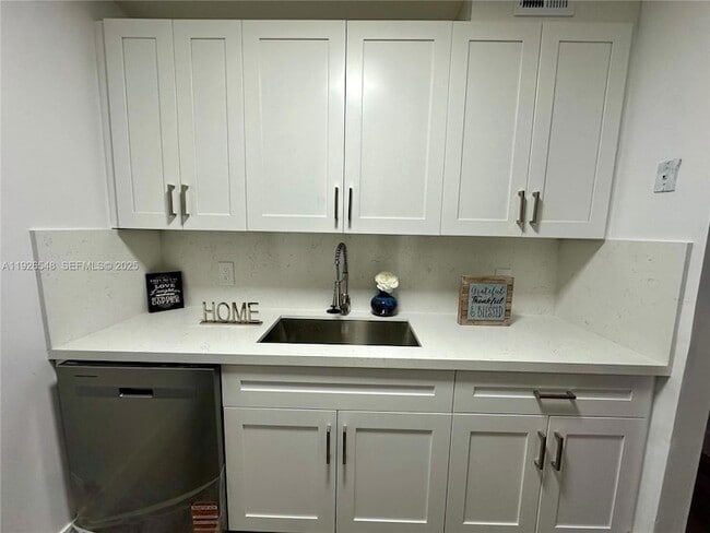 Photo - 13455 SW 9th Ct Apartment