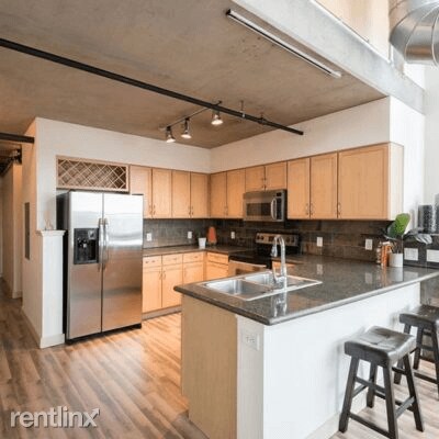 Foto del edificio - 2 br, 2 bath Apartment - 2015 Market St 512