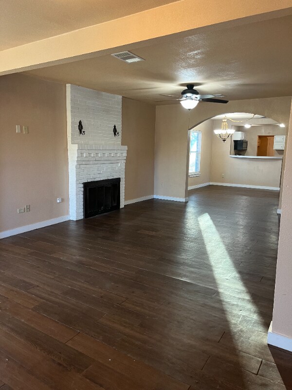 Foto del edificio - 8785 Davis Blvd