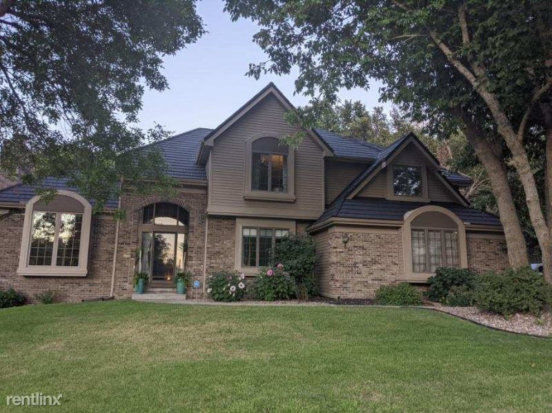 Primary Photo - 4 br, 4 bath House - 4705 S 162nd Ave