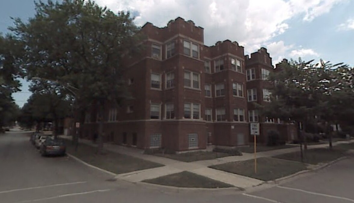 Primary Photo - 7201-7203 S King Dr