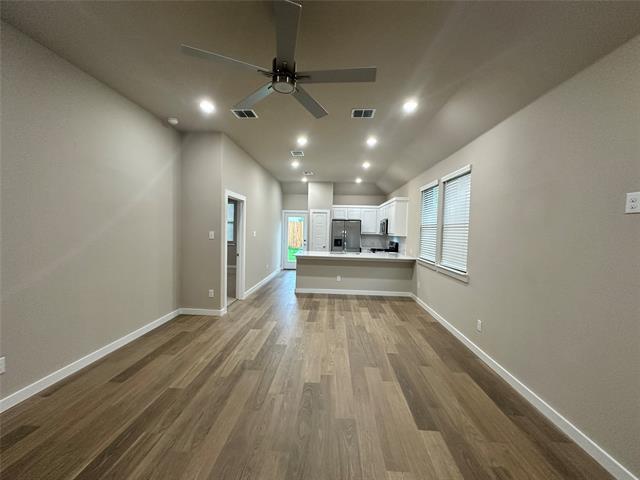 Building Photo - 514 Travine Dr