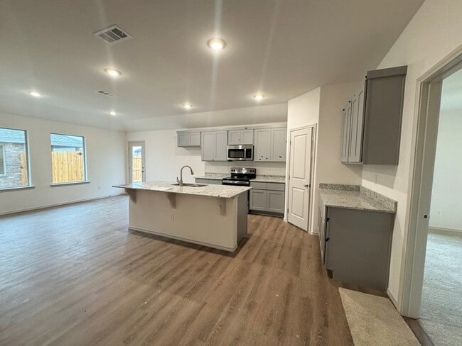 Foto del edificio - 2610 S County Rd