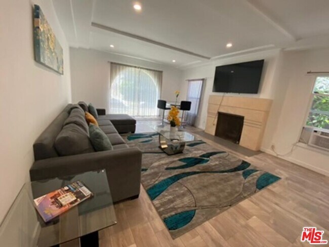 Foto del edificio - 6347 Orange St