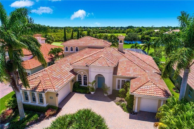 Building Photo - 33 SW Palm Cove Dr