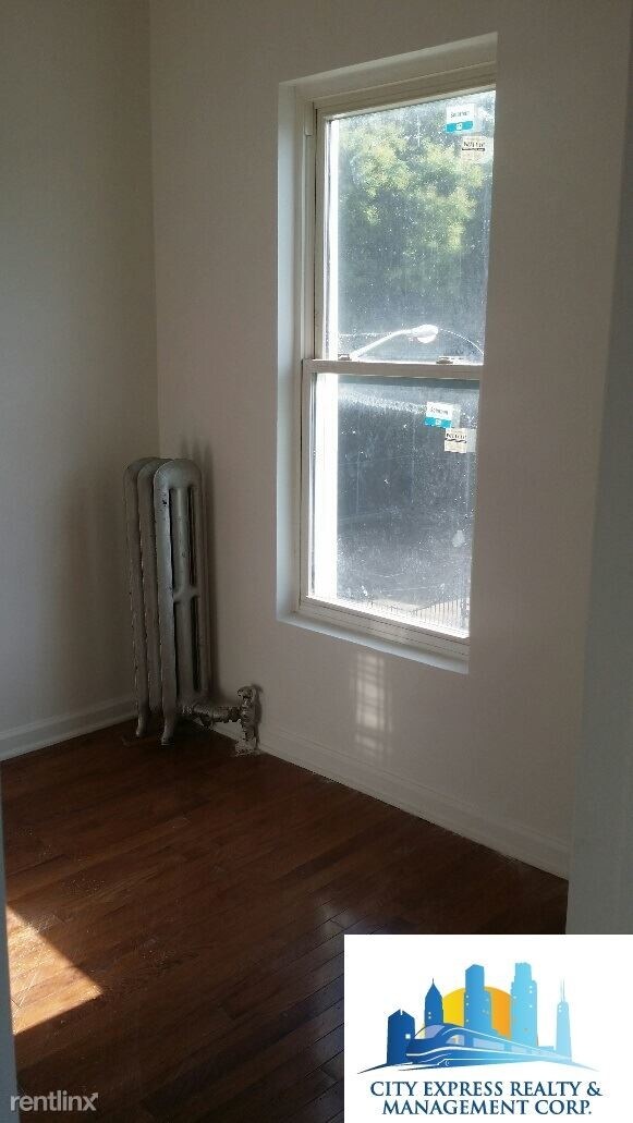 Building Photo - 3 br, 1 bath  - 258 Bradford St