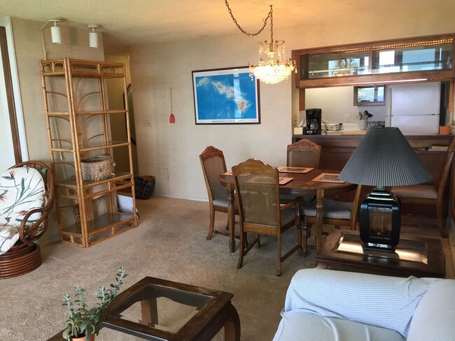 Building Photo - Fully furnished