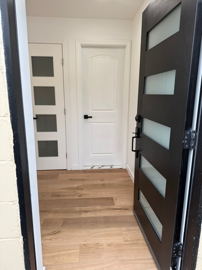 Building Photo - 4253 Raynol St