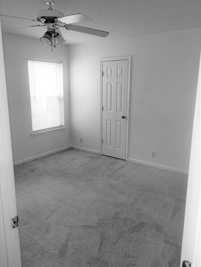 7508 W Winchester Dr, Nashville, TN 37013 House Rental in Nashville