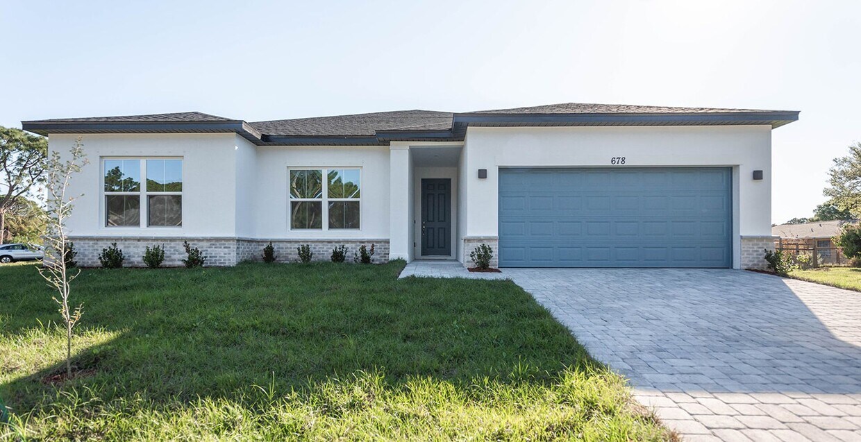 Primary Photo - Peaceful and Private setting new construct...