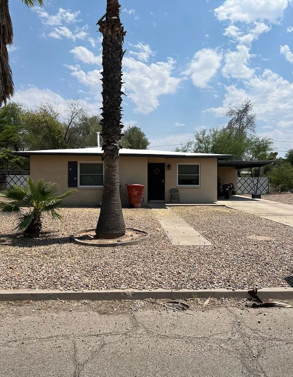 Foto principal - 3302 E 25th St
