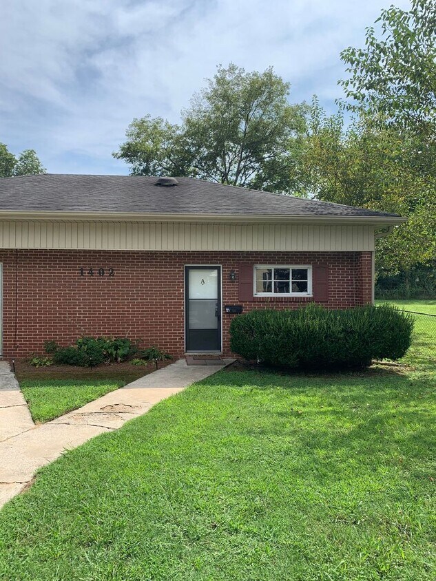 Foto principal - 1402 Rison Ave NE