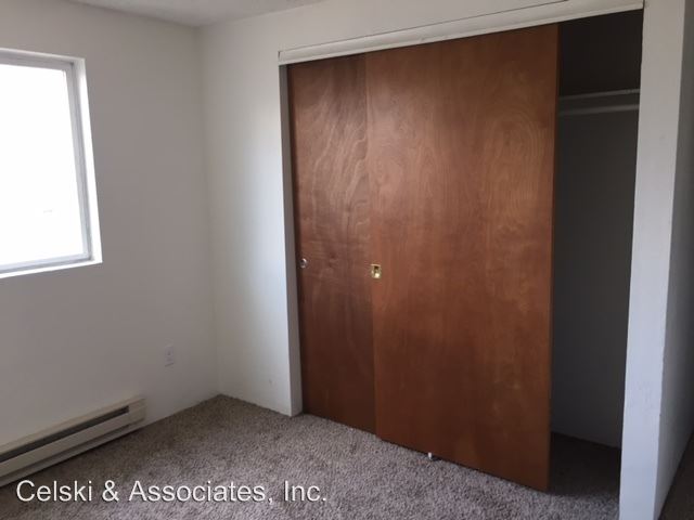 Building Photo - 721 N 25th Ct