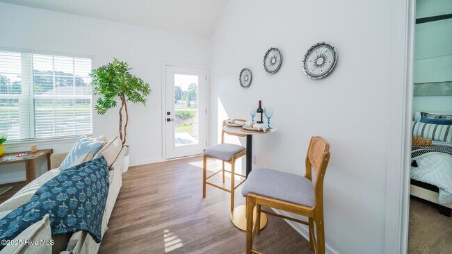 Foto del edificio - 128c Marcella Ln Ln
